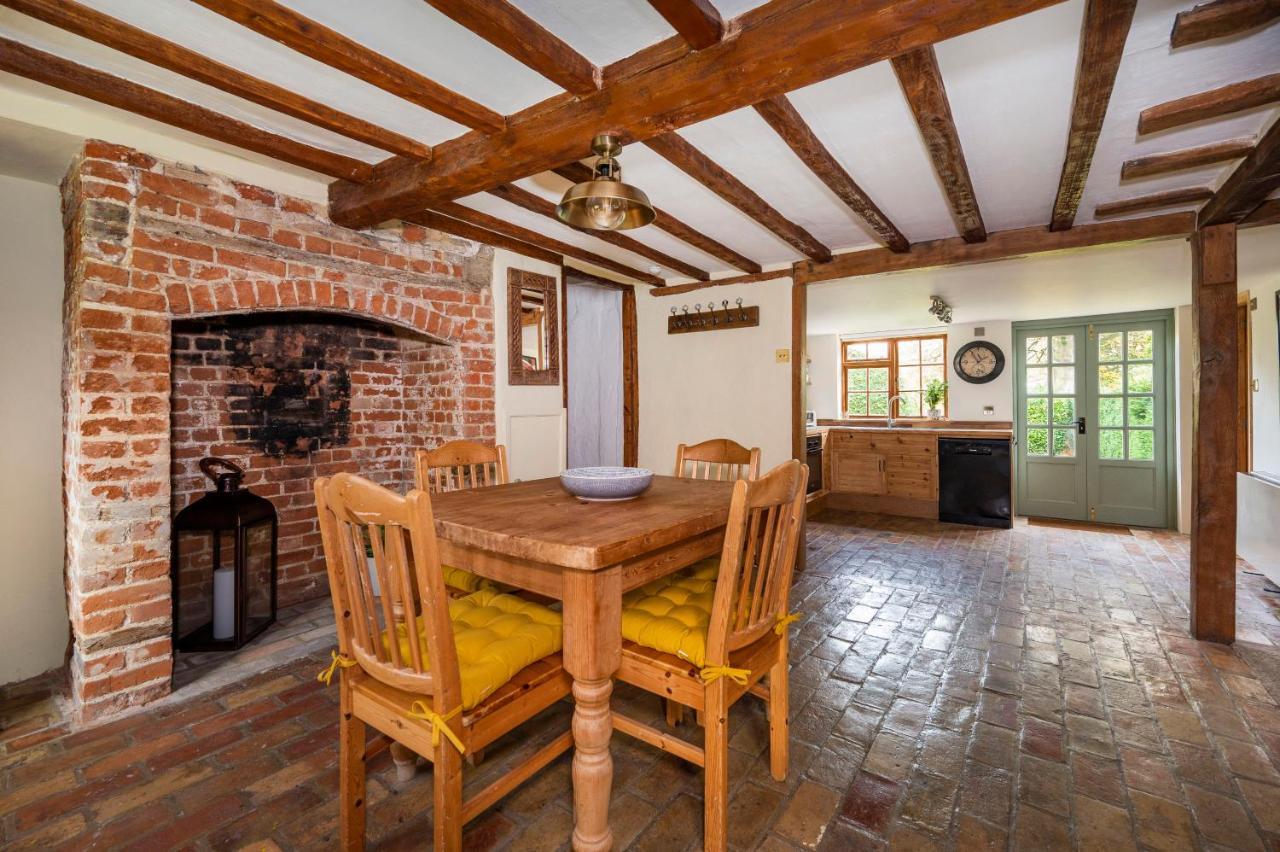 Buttercup Cottage, Hartest Екстер'єр фото